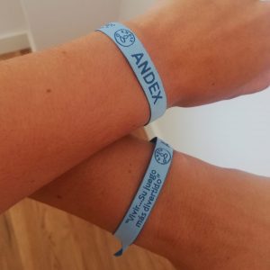 Pulsera solidaria “color del cáncer infantil” – Andex – Asociacion